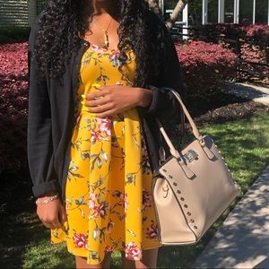 A dress that defeats the rest !